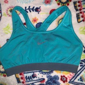 Nike Pro Sports Bra